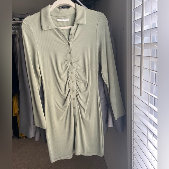 Beautiful- stylish Abercrombie dress - Picture 2 of 5